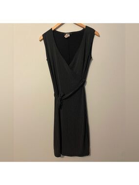B. Moss Striped Dress Small